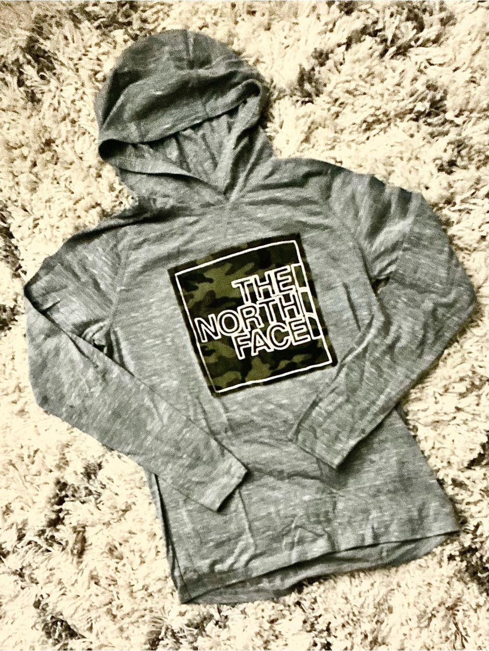 The North Face (Youth L)  Gray Camo Logo Long Sleeve T-Shirt w/Hood